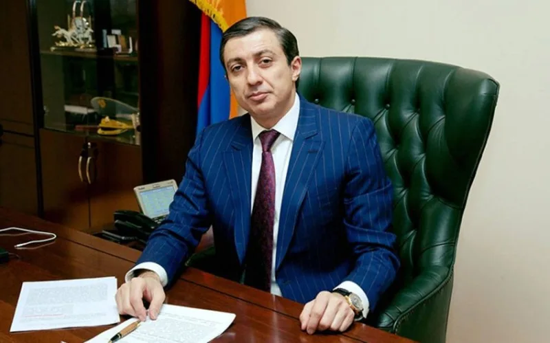 Ermənistanda arxiyepiskop Mikael Acapaxyanın həbsinə maneə törədilməsi ilə bağlı cinayət işi açılıb - YENİLƏNİB