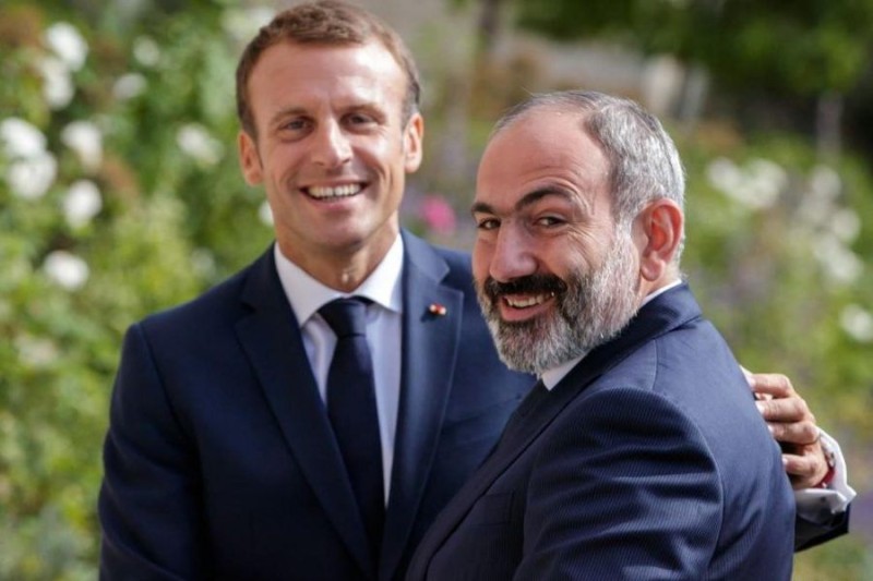 Ermənistan müxalifətindən Makrona ETİRAZ