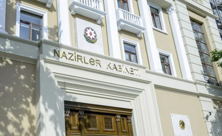 Nazirlər Kabineti aviasiya işçiləri ilə bağlı qərar verib