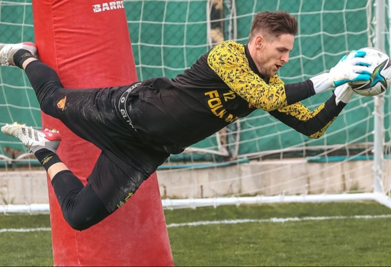 “Neftçi” daha iki yeni legioner