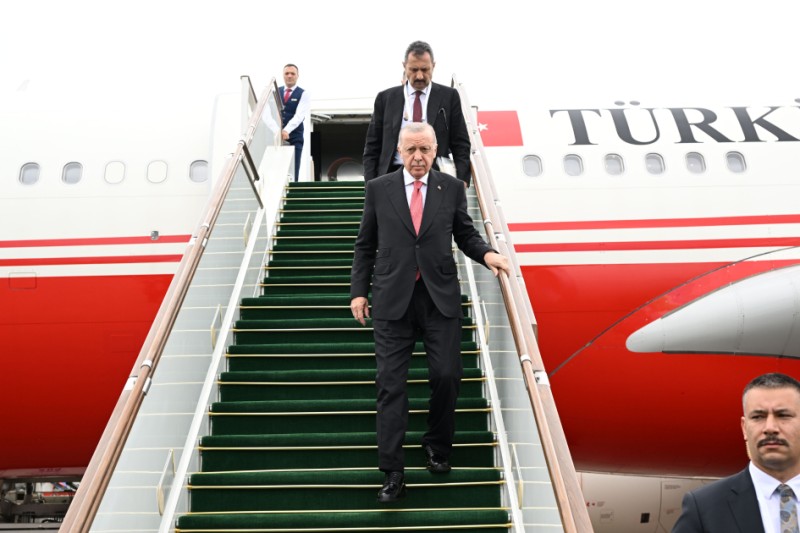 Ərdoğan Azərbaycana gəldi - FOTO - YENİLƏNİB