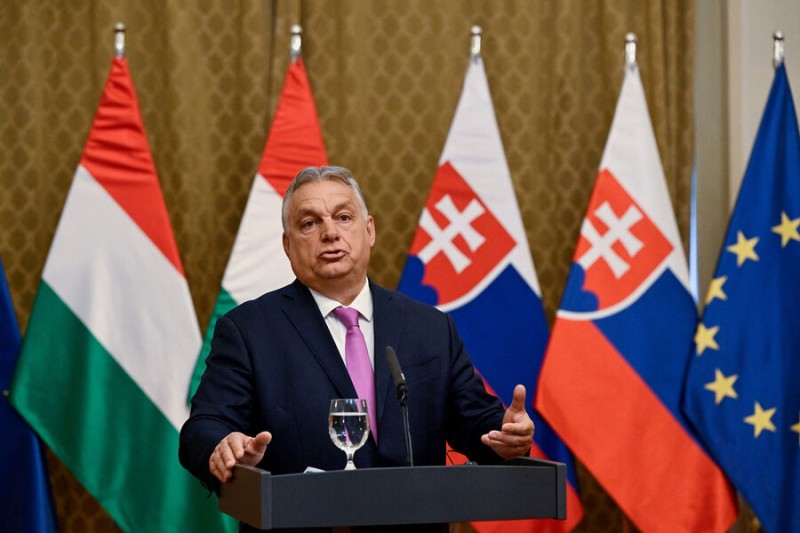 Macarıstan Rusiya qazından və neftindən imtina etməyəcək