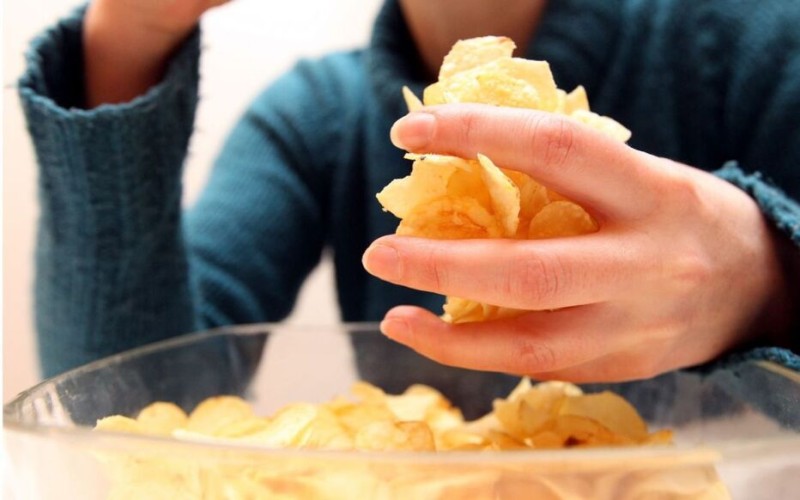 “Lays”də kanserogen maddələr aşkarlandı - ZƏHƏR SAÇIR