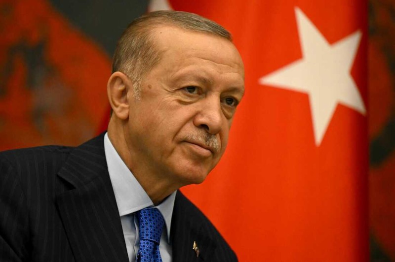 Ərdoğan: Azərbaycan və Rusiya problemin öhdəsindən gəlmək səviyyəsinə malik dost ölkələrdir