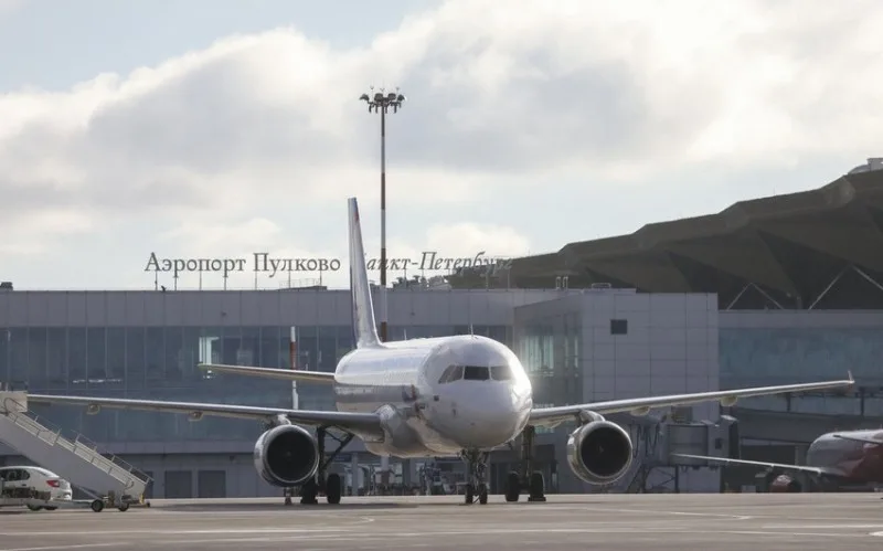 Pulkovo aeroportunda 40-dan çox aviareys gecikdirilib