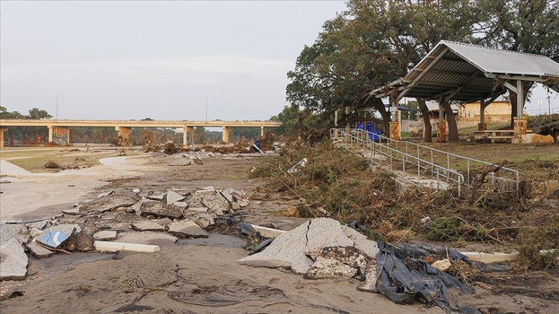 Texasda daşqınlar nəticəsində ölənlərin sayı 82-yə çatıb