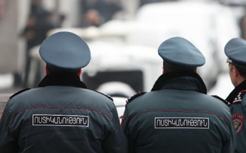 Polis Ermənistan Elektrik Şəbəkələri şirkətində əməliyyat keçirir