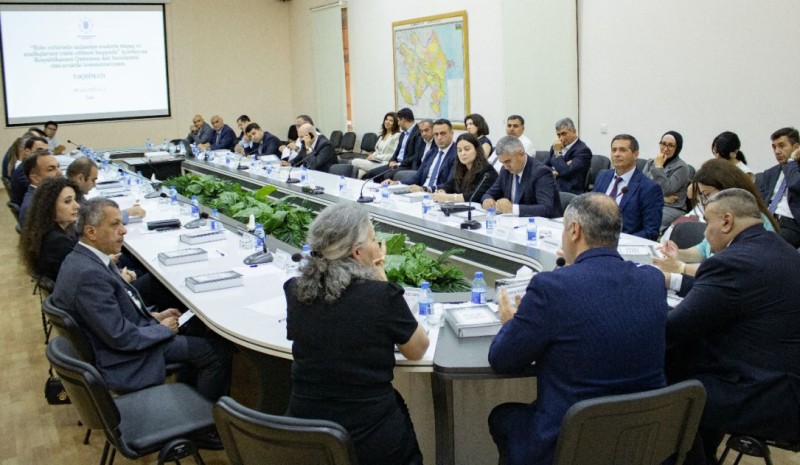 Həbsdə olan şəxslərin hüquqları ilə bağlı qanuna dair şərhin təqdimatı keçirilib