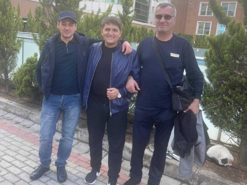 Kriminal aləmin Yeni Qulisini bıçaqlayıb dənizə atdılar