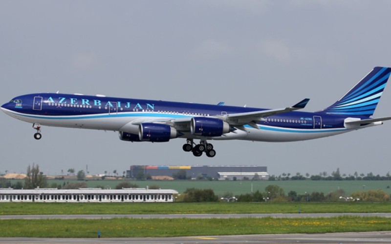 Gəncə-Moskva aviareysi təxirə salınıb - YENİLƏNİB
