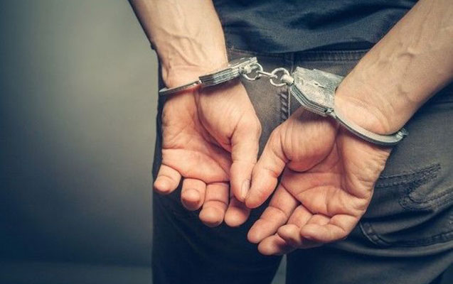 Şantajla məşğul olan 17 və 18 yaşlı gənclər tutuldu