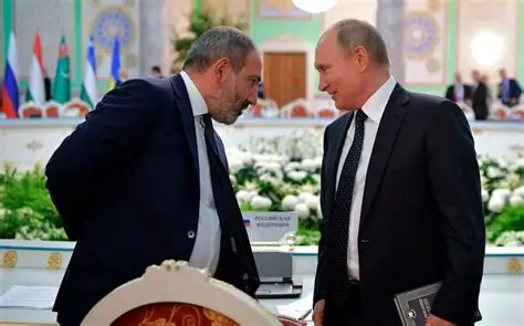 Paşinyanın qorxuları başadüşüləndir: Kremlin İrəvan hökuməti ilə ciddi məqsədləri var