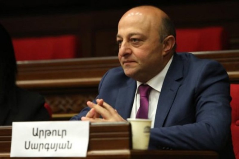 Ermənistanda həbsdə olan müxalif deputatın əmlakına müsadirə tələbi irəli sürülüb