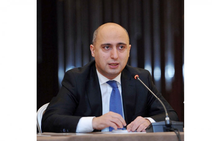 Nazir kimya fənni üzrə sertifikasiya prosesində narazılıqlara aydınlıq gətirib