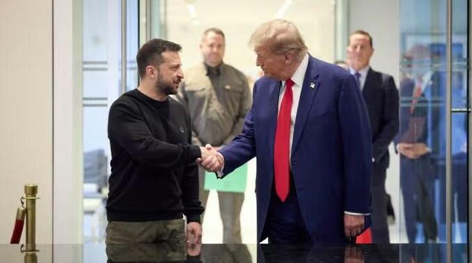 Trampdan Zelenskiyə: Çox bahalı sistemdir, baxacağıq!