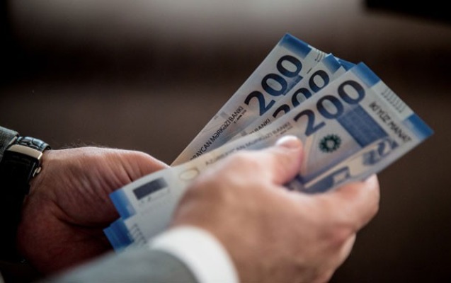 Azərbaycanda 56 mindən artıq müəllimin əmək haqqı artırılıb