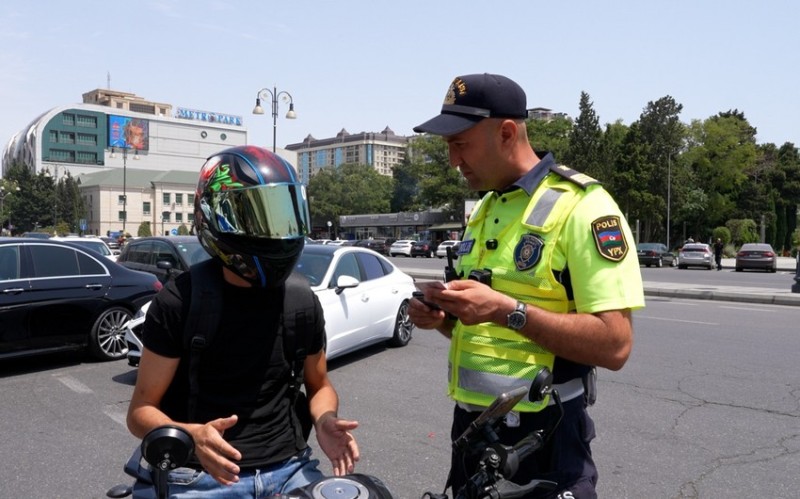 Polis ikitəkərli nəqliyyat sürücülərinə xəbərdarlıq edib - FOTO/VİDEO