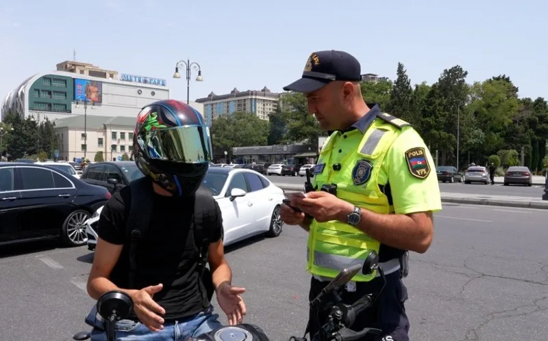 Polis ikitəkərli nəqliyyat sürücülərinə xəbərdarlıq edib - FOTO/VİDEO