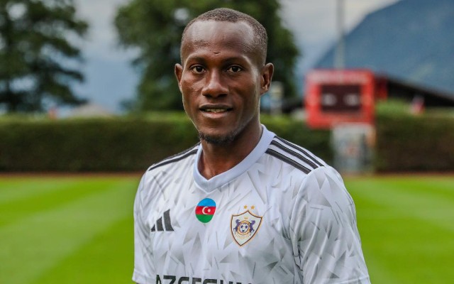 Qarabağ daha bir oyunçu transfer etdi