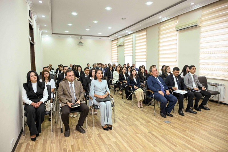 Ədliyyə orqanlarına qulluğa qəbul olan namizədlərlə icbari təlimlərə start verilib