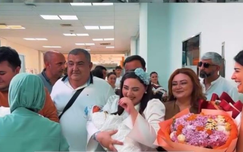 Almaxanımın əkiz övladı oldu - VİDEO