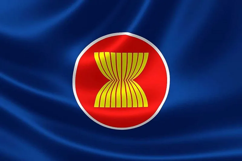 ASEAN ölkələri Ukraynada dərhal atəşkəsə çağırıb