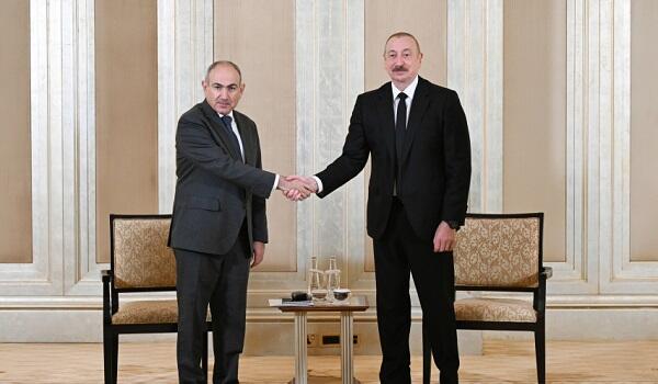 Əliyev-Paşinyan görüşü: Sülh gündəliyində konstruktiv dönüş və Azərbaycanın liderliyi