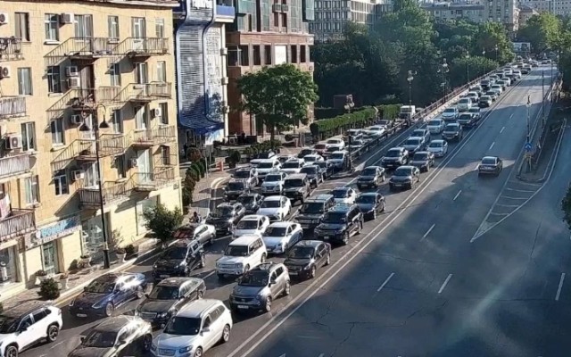 Bu yollarda sıxlıq var - SİYAHI