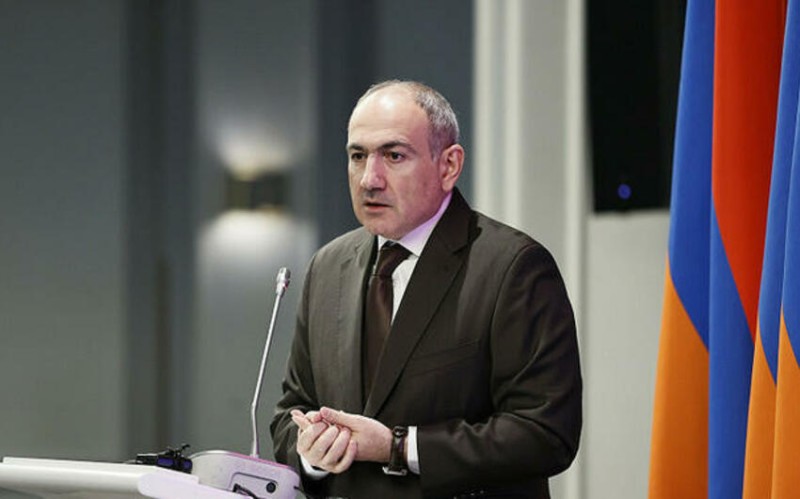 Paşinyan yeni katolikos axtarır