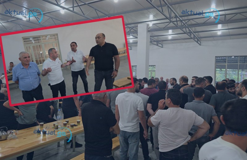 Azərbaycanəsilli deputat seçiciyə çaynik atdı - VİDEO 