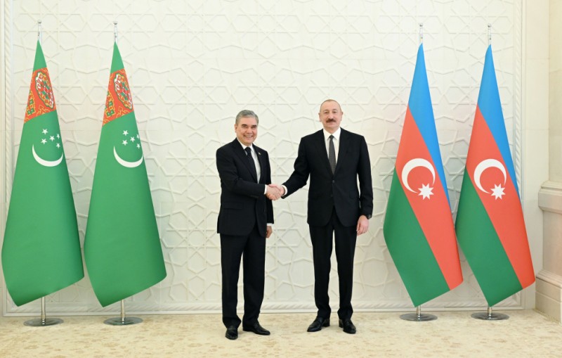 Prezident Berdiməhəmmədovla görüşdü