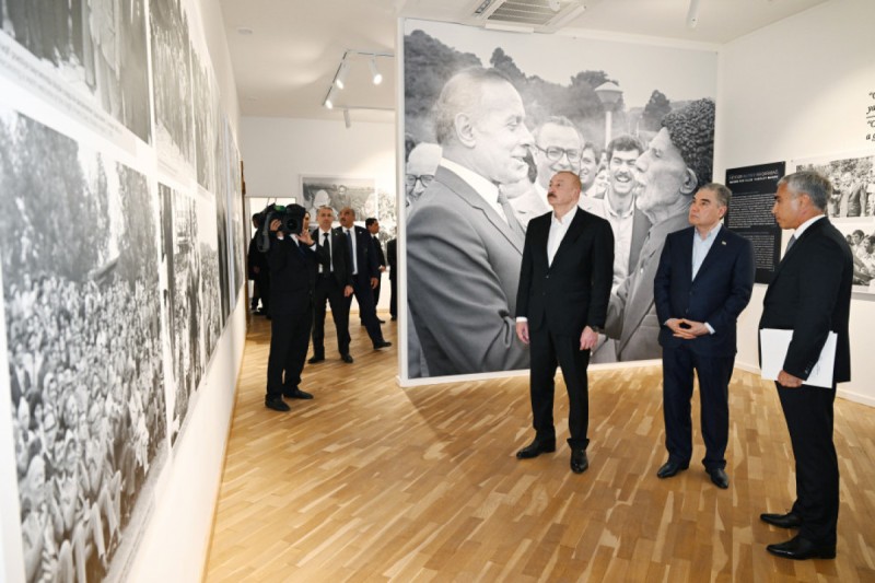 Liderlər Şuşada “Heydər Əliyev və Qarabağ” sərgisində