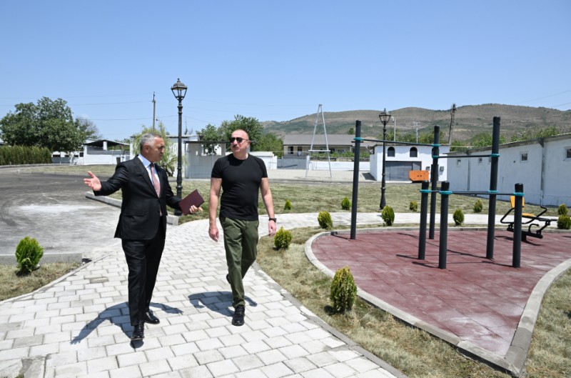 Prezident Xocalıda - FOTOLAR