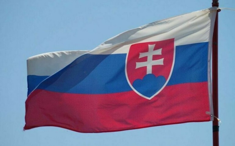 Slovakiya Rusiyaya qarşı yeni sanksiyaların qəbuluna güzəştlərdən sonra razılıq verib