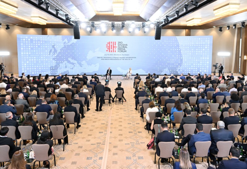 İlham Əliyev: Süni intellektdən istifadə etmirəm