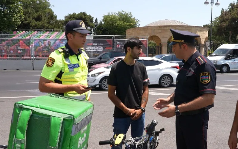 Polis moped və motosiklet sürücülərini maarifləndirdi - VİDEO + FOTOLAR