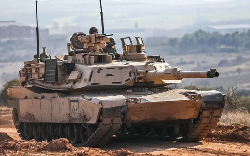 Avstraliya Ukraynaya “Abrams” tanklarının əksəriyyətini verdi