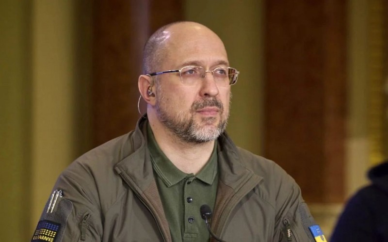 Şmıqal: Ukraynada silah alışı ilə bağlı kəsiri ödəmək üçün 6 milyard dollar lazımdır