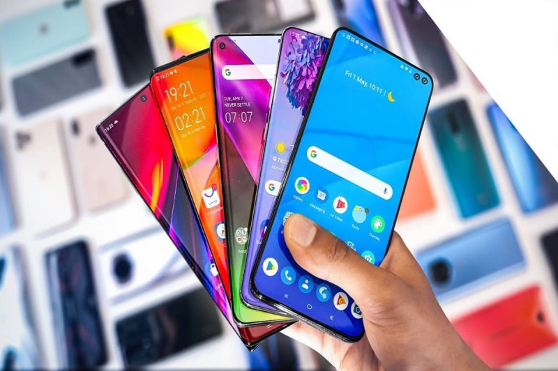 Ölkəyə 450 mindən çox smartfon idxal edilib