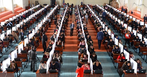 Taksi sürücüləri üçün test imtahanı keçirildi