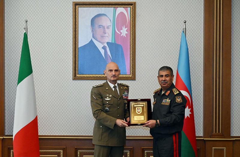Zakir Həsənov Luçano Portolanonu qəbul edib