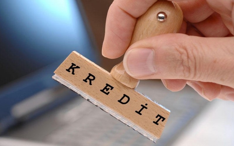 Azərbaycanda problemli kreditlərin məbləği artıb