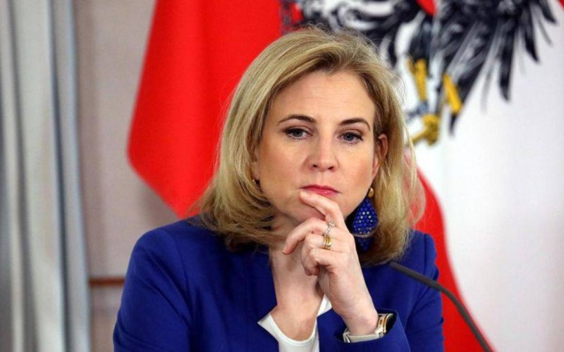 Tramp Putinə Ukraynanın 5 bölgəsini “hədiyyə etməyə” razı olub