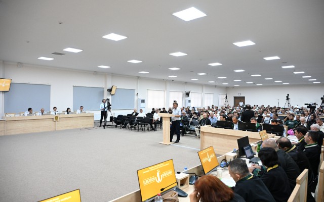 MƏHKƏMƏ: Yaramı bizlə eşir, üzərimə qaynar su tökürdülər 