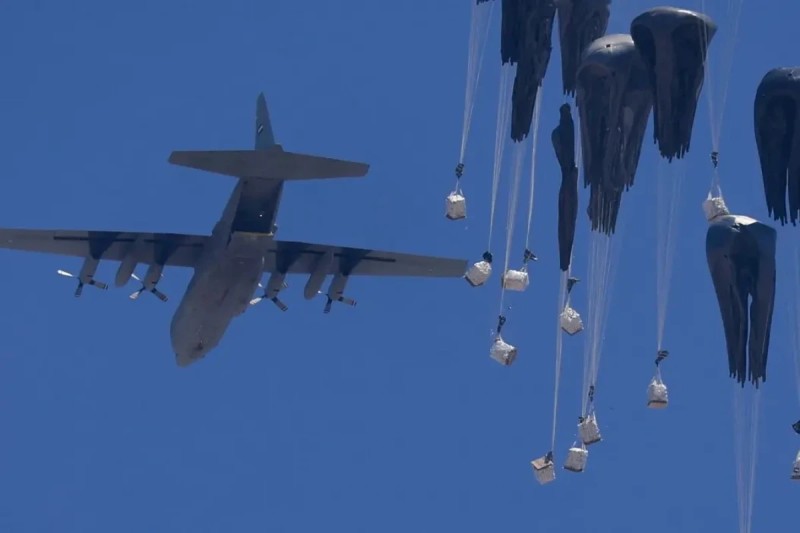 Fransa yaxın günlərdə Qəzzaya humanitar yardım göndərəcək