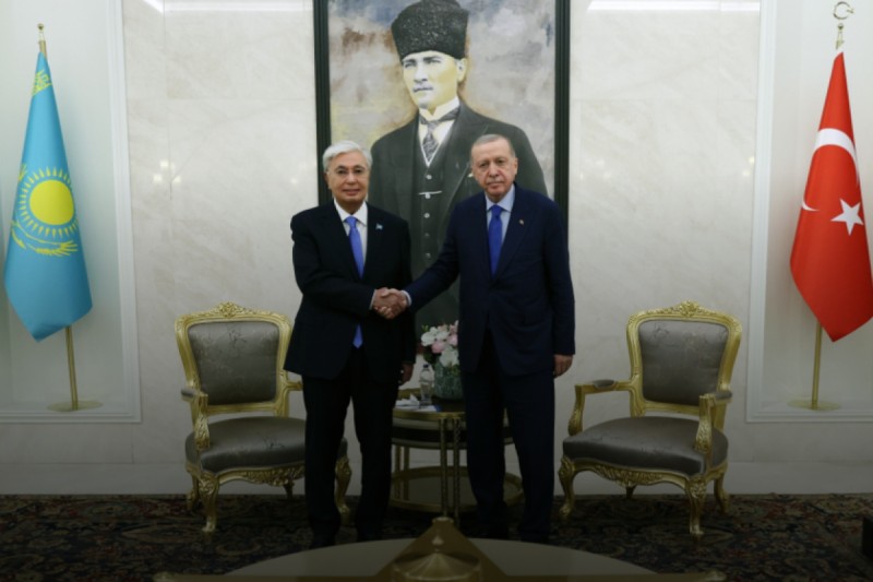 Tokayev Türkiyədə rəsmi səfərdədir