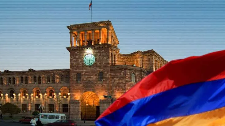 Ermənistanda ictimai rəy dəyişir: Bu dəyişiklik axtarış xarakteri daşıyır