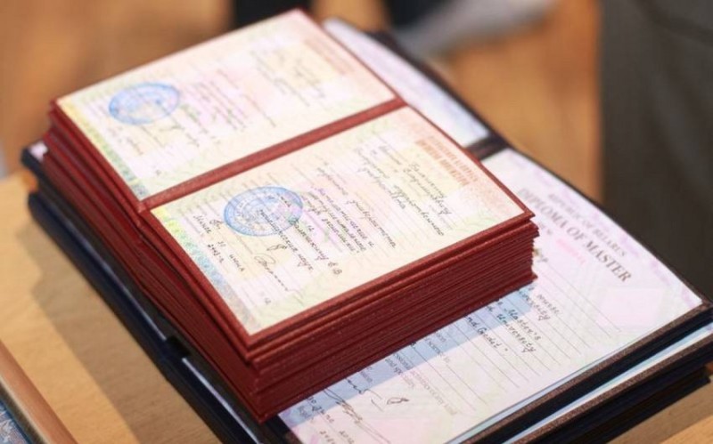 Xaricdə təhsil almış daha 46 nəfərin diplomu tanınmayıb