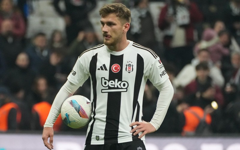 İtaliya klubu Beşiktaşla anlaşdı