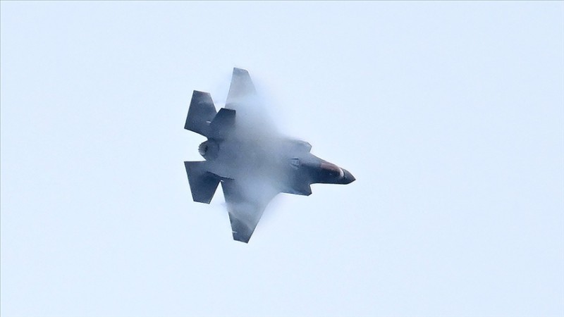 F-35 döyüş təyyarəsi Kaliforniyada qəzaya uğradı, pilot sağ qaldı